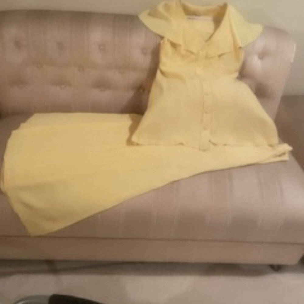 L. S. Ayres Pant Suit SZ 11Yellow with white polka dots Acetate and Nylon